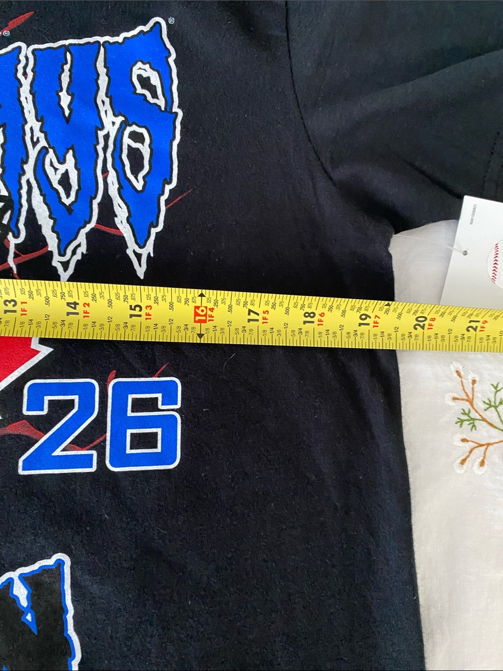 MLB Blue Jays Black Graphic Tee with Red & Blue Logo NWT size M - Picture 6 of 6